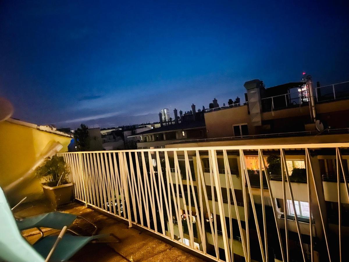 Cosy Flat With Huge Terrasse! Long Or Shortterm Διαμέρισμα Βιέννη Εξωτερικό φωτογραφία